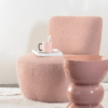 Fauteuil bouclette rose poudré confort