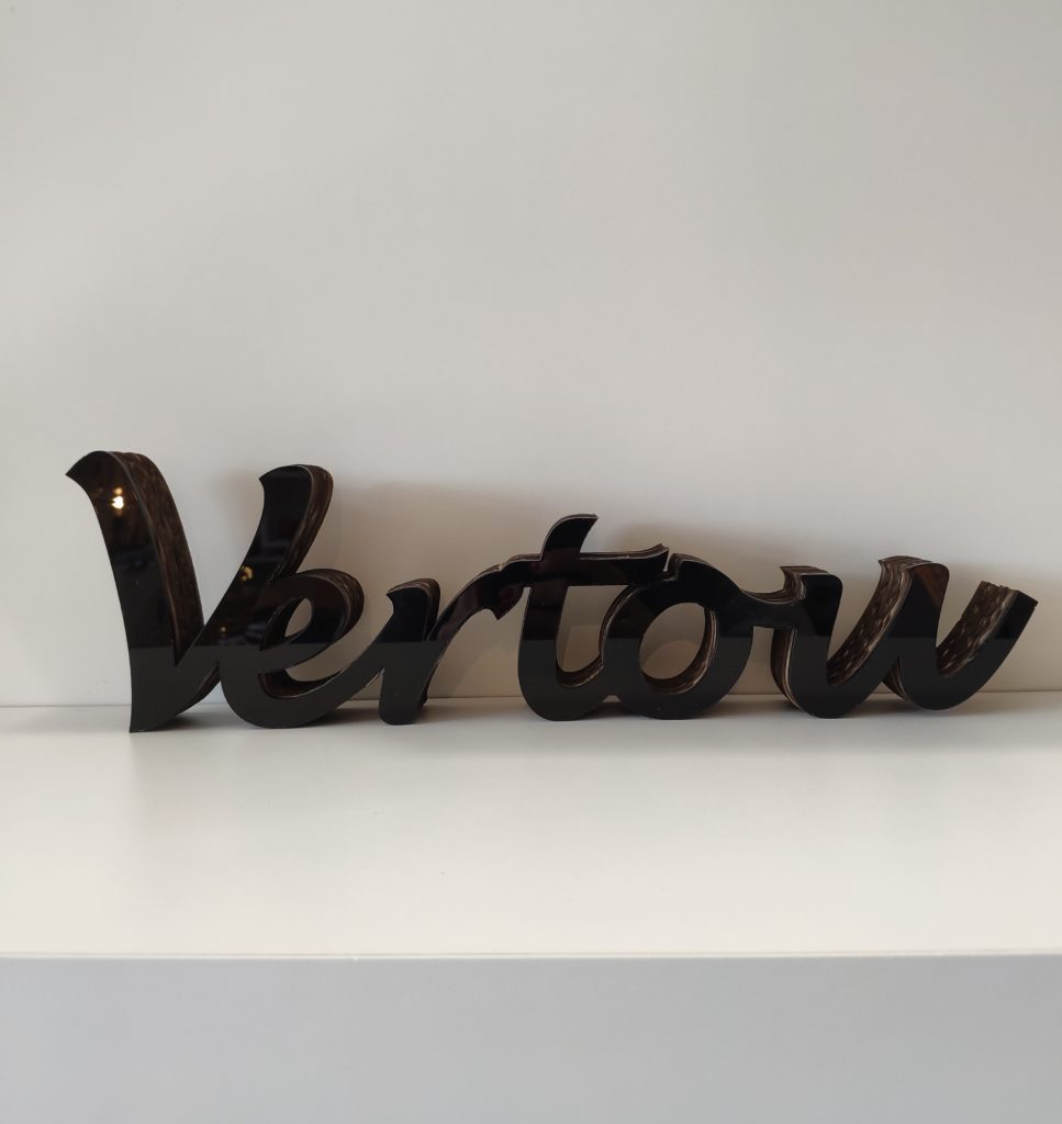 décoration vertou noir en carton - authentik design